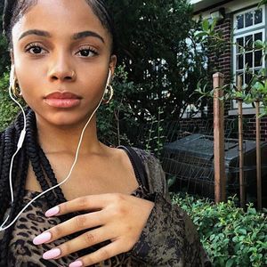 Meet your Posher, Francesca